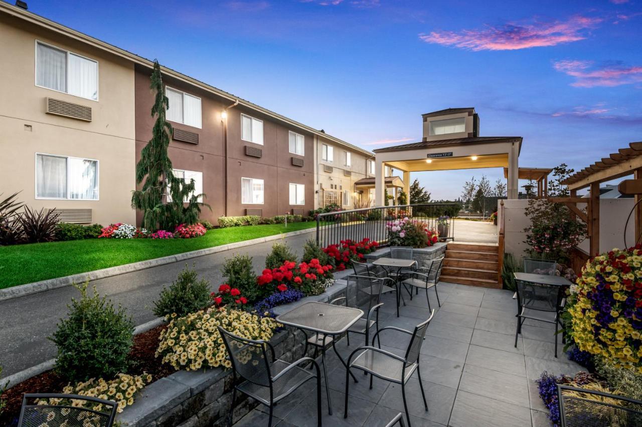 Red Lion Inn & Suites Sequim At Olympic National Park Extérieur photo