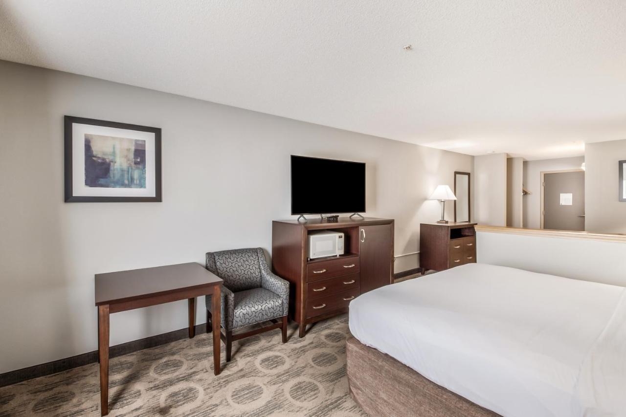 Red Lion Inn & Suites Sequim At Olympic National Park Extérieur photo